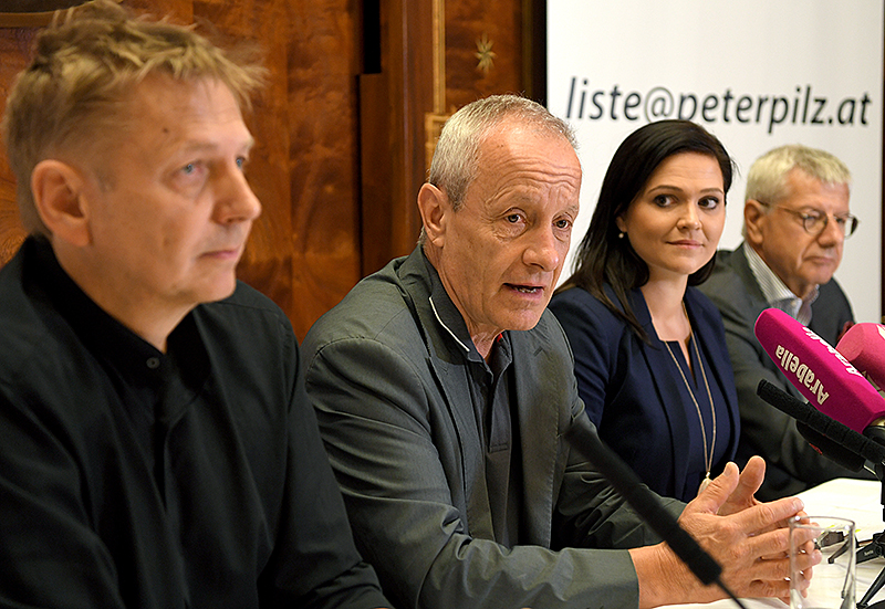 © APA/Roland Schlager Wolfgang Zinggl, Peter Pilz, Daniela Holzinger-Vogtenhuber und Bruno Rossmann im Rahmen einer PK der Liste Peter Pilz im Juli 2017