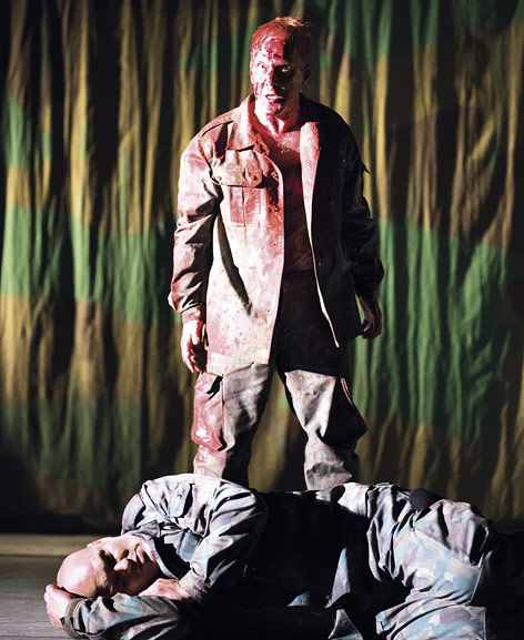 © APA/Werner Kmetitsch Erik Arman als "Narr" und Florian Boesch als "Wozzeck"