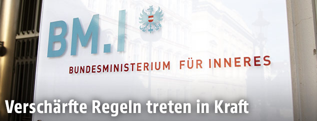 Schild des BMI