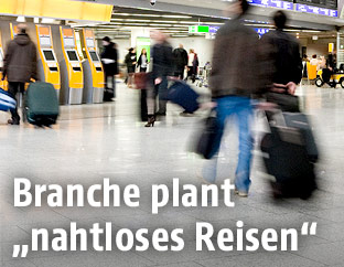 Menschen in Flughafen