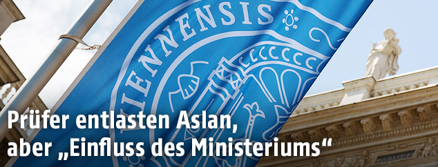 Fahne der Uni Wien