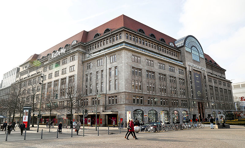 © Reuters/Fabrizio Bensch Außenansicht des Berliner KaDeWe (Kaufhaus des Westens)
