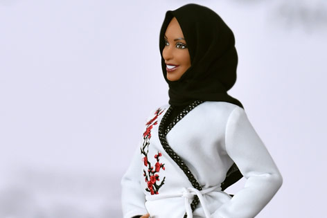 © APA/AP/Invision/Evan Agostini Barbie-Puppe mit muslimischem Hidschab