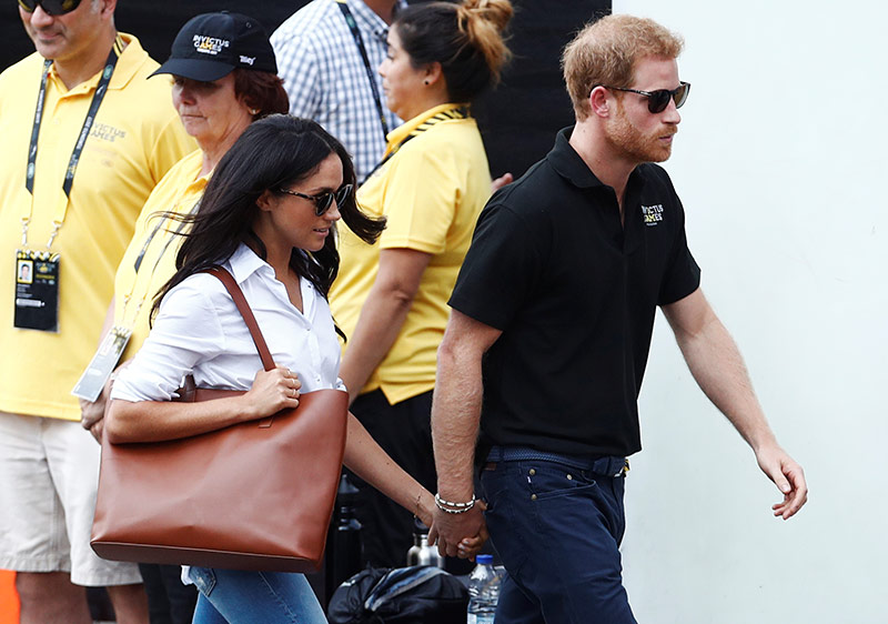 © Reuters/Mark Blinch Die Schauspielerin Meghan Markle und Prinz Harry