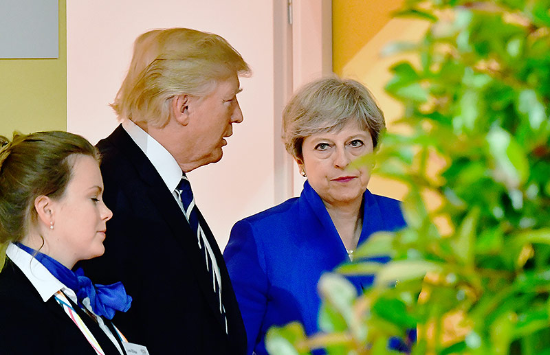 © APA/AFP/Tobias Schwarz Trump, May