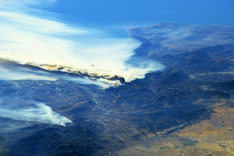 © Reuters/AstroKomrade/NASA Luftaufnahmen der Brände