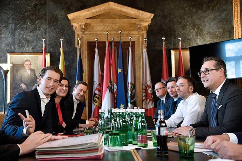 © APA/Hans Klaus Techt ÖVP-Verhandlungsteam und FPÖ-Verhandlungsteam