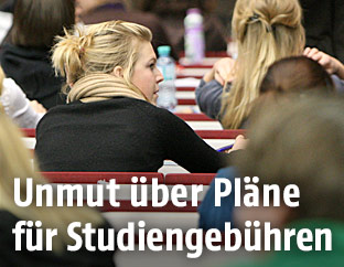 Studentin in einer Vorlesung