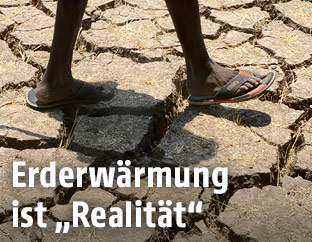 Ausgetrockente Erde