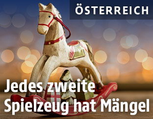 Schaukelpferd aus Holz