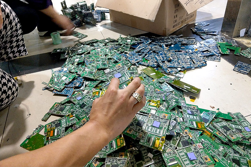 © ORF/Alexandra Siebenhofer Bastler in Shenzhen