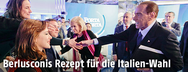 Silvio Berlusconi in einem TV-Studio