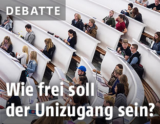 Studenten im Hörsaal