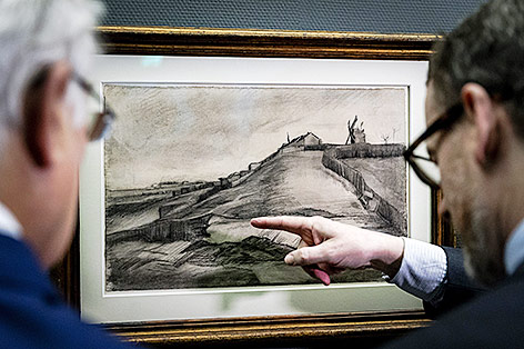 © APA/AFP/ANP/Robin van Lonkhuijsen Gemälde von Van Gogh