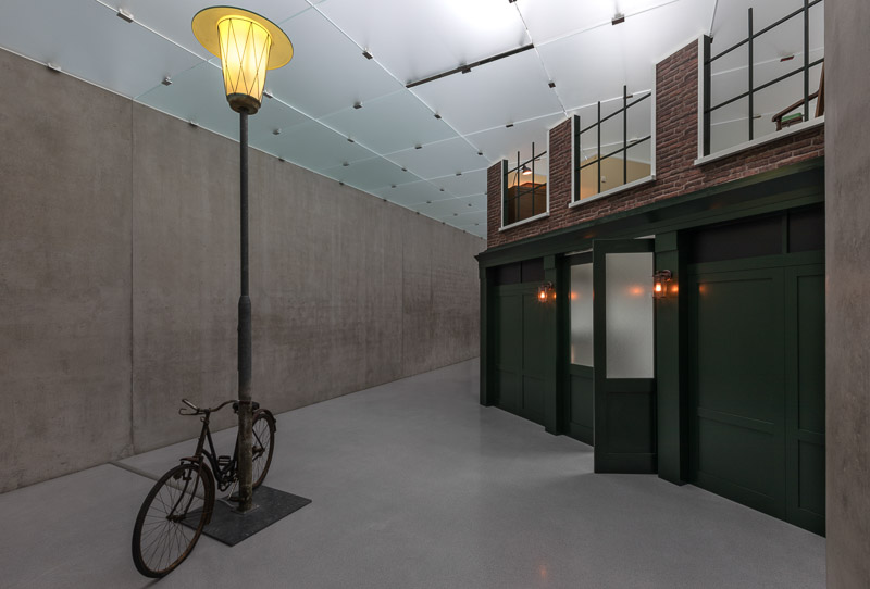 Ausstellungsansicht der Ausstellung "Hope House" von Simon Fujiwara im Kunsthaus Bregenz