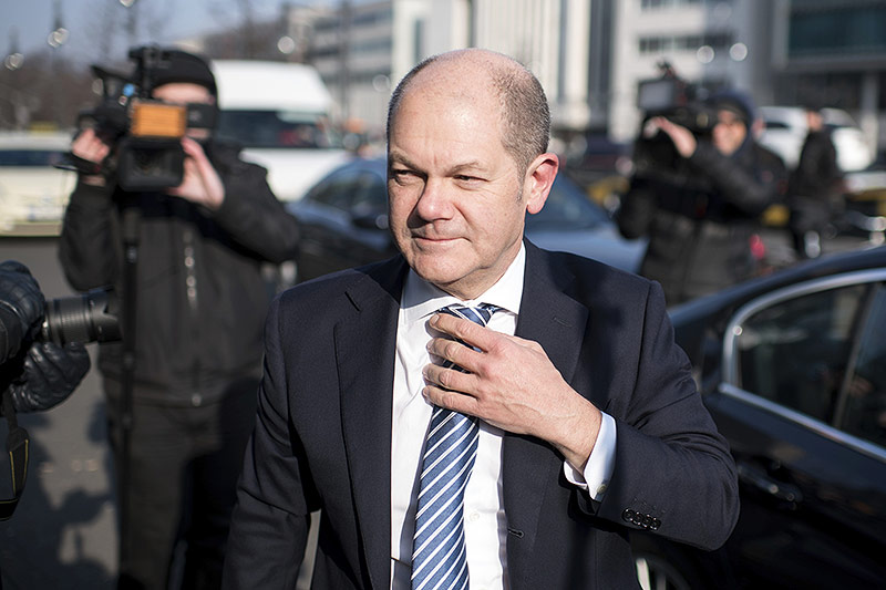 © APA/AP/Bernd von Jutrczenka Hamburgs Erster Bürgermeister und Deutschlands zukünftiger Finanzminister Olaf Scholz