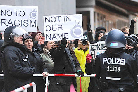 © APA/AP/Markus Schreiber Proteste gegen AfD-„Frauenmarsch“ in Berlin