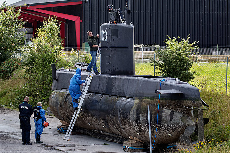 © AP/Jacob Ehrbahn Peter Madsens U-Boot UC3 Nautilus wird untersucht