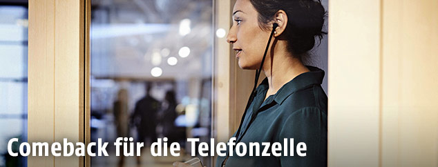 Frau im B&uuml;ro