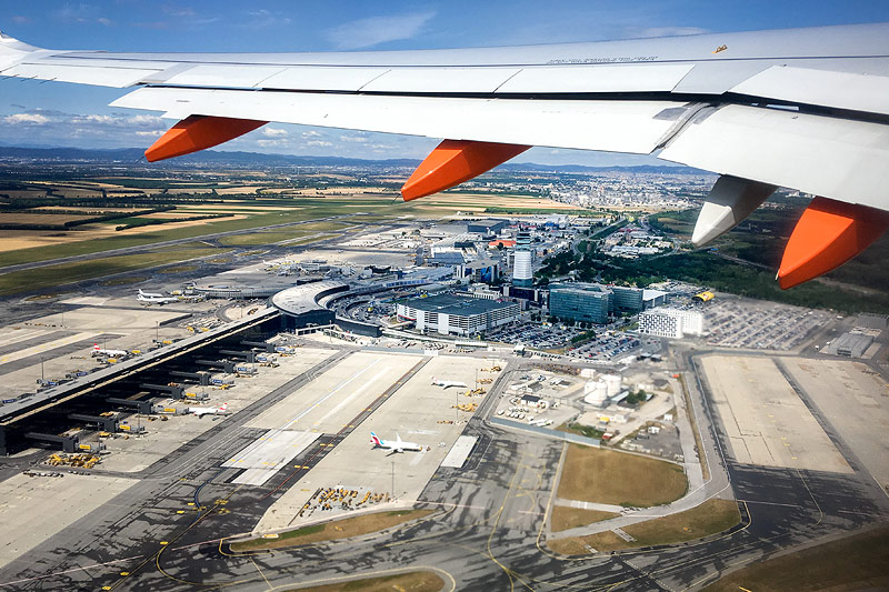 Flugzeug am Flughafen Schwechat