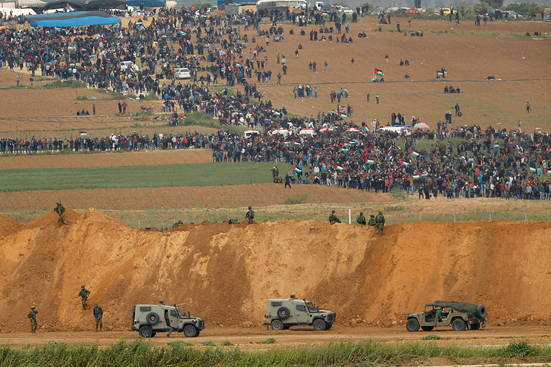 © APA/AFP/Jack Guez Soldaten an der israelischen Grenze