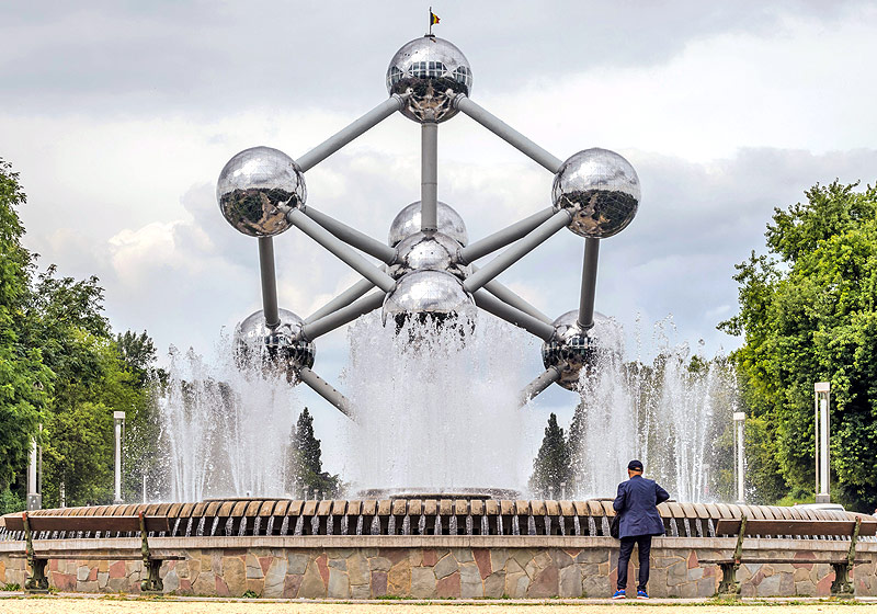 © AP/Geert Vanden Wijngaert Springbrunnen vor dem Brüsseler Atomium