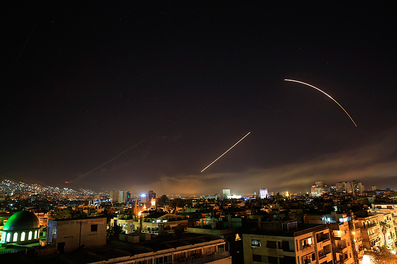 © AP/Hassan Ammar Raketenangriff auf Damaskus