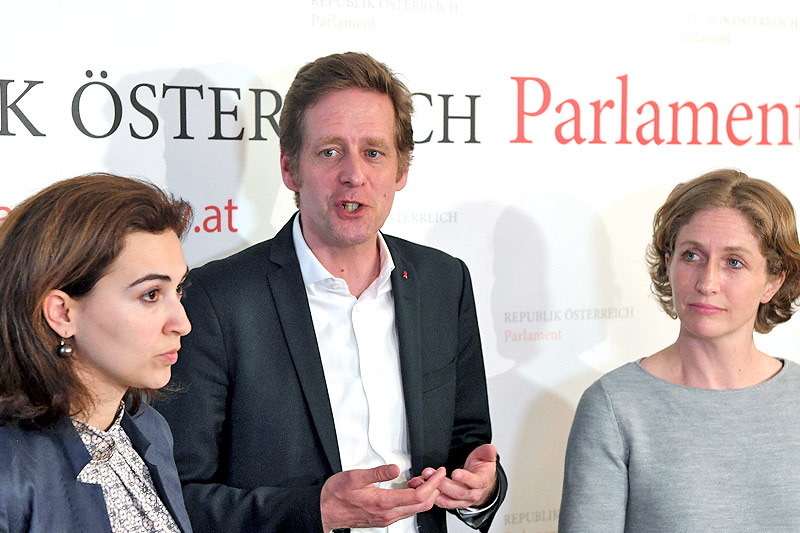 Alma Zadic (Liste Pilz), Kai Jan Krainer (SPÖ) und Stephanie Krisper (NEOS)