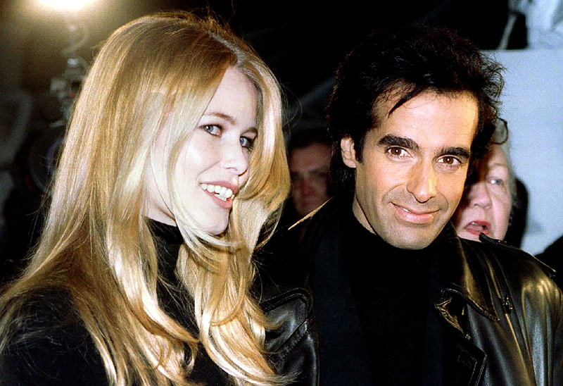 © Reuters/Mike Segar Magier David Copperfield und seine Frau Claudia Schiffer 1996