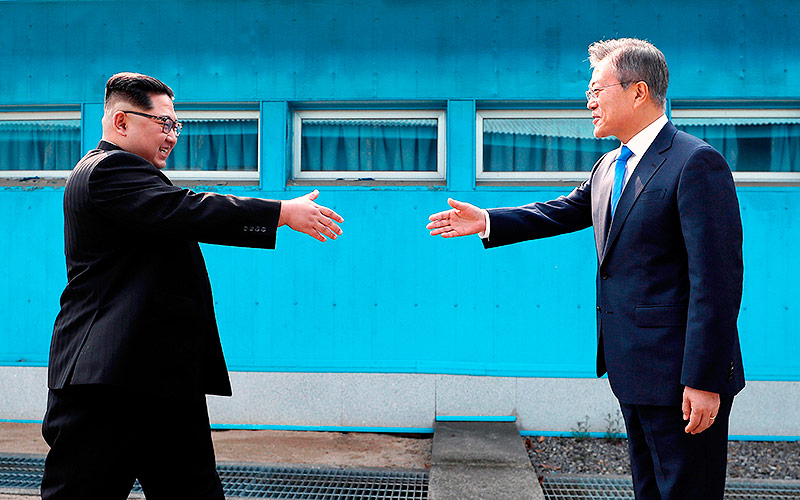 © APA/AP Kim Jong Un und Moon Jae-in