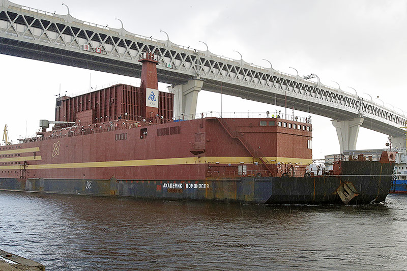 Akademik Lomonosov