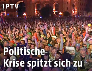 Anh&auml;nger des Oppositionsf&uuml;hrers Nikol Paschinjan