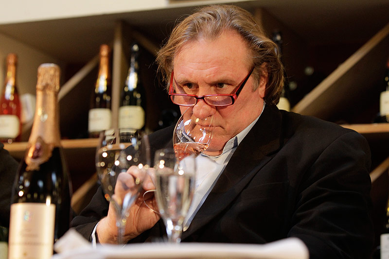 © Reuters/Tobias Schwarz Gerard Depardieu