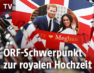 Souveniers und Flaggen zur bevorstehenden Hochzeit zwischen Prinz Harry und Meghan Markle
