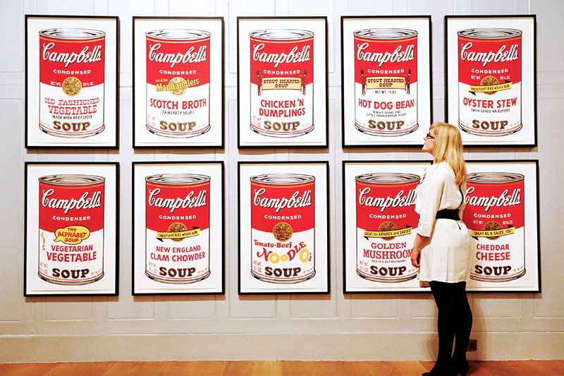 © Reuters//Luke MacGregor "Campbell's Soup II" von Andy Warhol