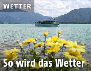 Ausflugsschiff am Mondsee