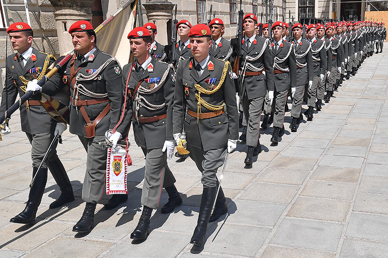 © APA/AFP/Joe Klamar Soldaten vor der Hofburg