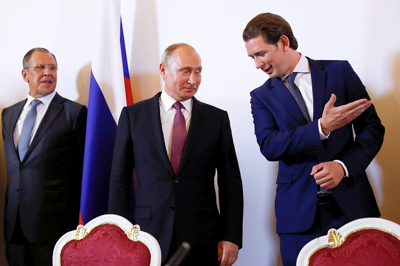 © Reuters/Leonhard Foeger Russlands Präsident Wladimir Putin und Bundeskanzler Sebastian Kurz