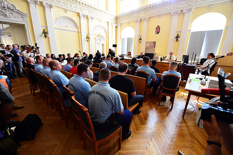 © APA/AFP/Attila Kisbenedek Gerichtsverhandlung
