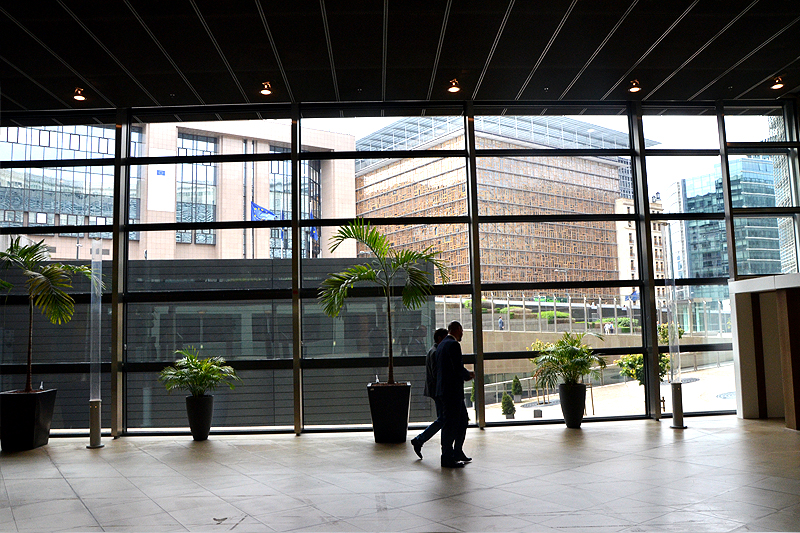 Blick aus der EU-Kommission auf das Ratsgebäude
