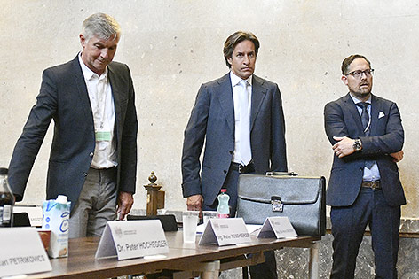 © APA/Hans Punz Angeklagter Walter Meischberger, Angeklagter Karl Heinz Grasser, Anwalt Norbert Wess