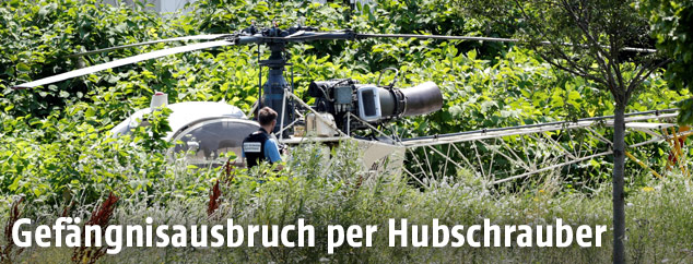 Spurensicherung am Hubschrauber