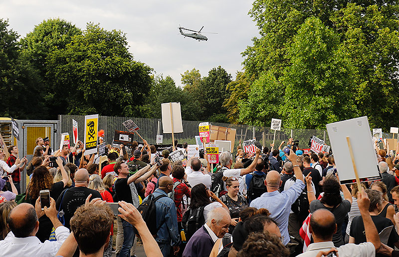 © APA/AFP/Tolga Akmen Szenen von Donald Trumps Besuch in Großbritannien