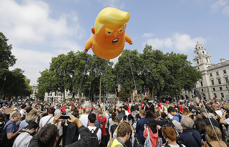 © APA/AFP/Tolga Akmen Szenen von Donald Trumps Besuch in Großbritannien