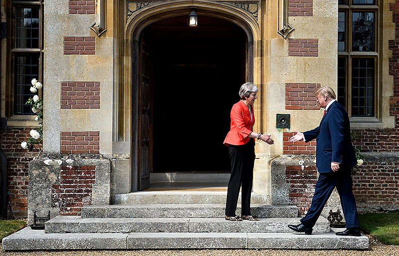 © APA/AFP/Brendan Smialowski Szenen von Donald Trumps Besuch in Großbritannien