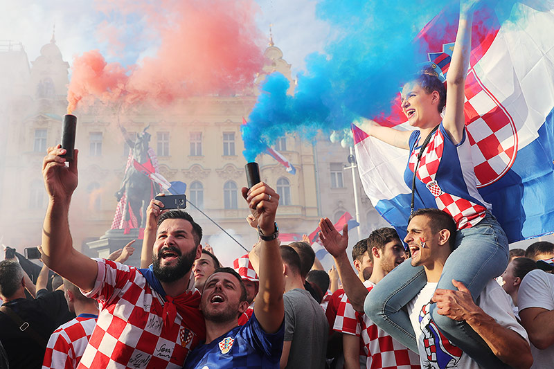 © Reuters/Marko Djurica Kroatische Fans