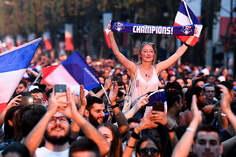 © APA/AFP/Eric Feferberg Französische Fans