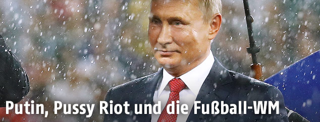 Der russische Präsident Vladimir Putin im Regen