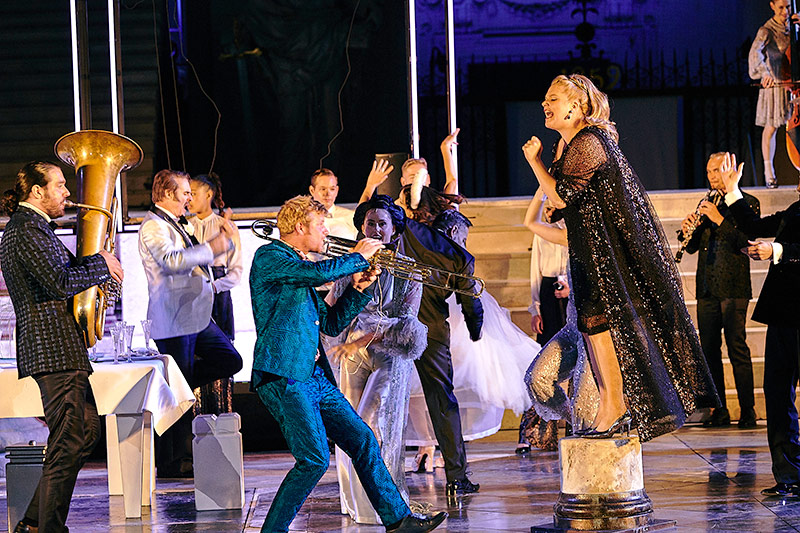 © Salzburger Festspiele/Matthias Horn Szene aus "Jedermann"