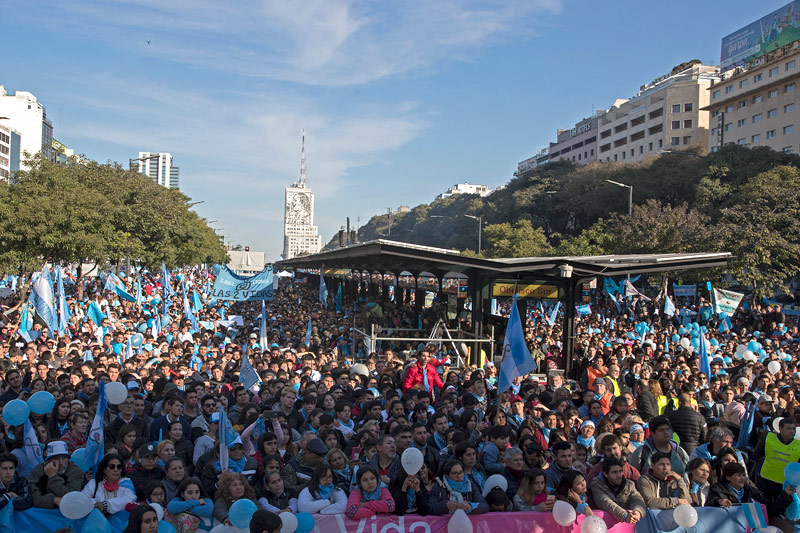 © APA/AP/Alejandro Pagni Demonstration von Abtreibungsbefürwortern in Argentinien